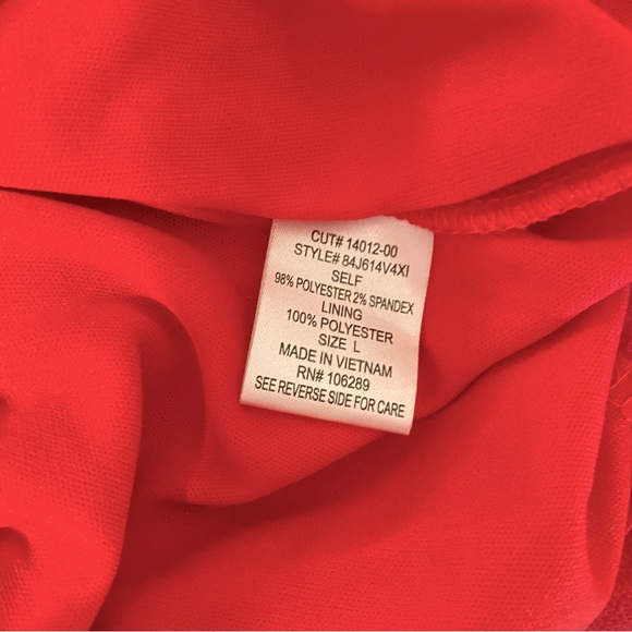 Red Romper Halter Neck - L - Picture 5 of 5